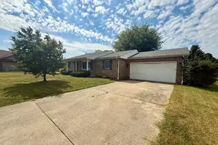205 Whippoorwill Dr, Batesville, IN 47006 - Photo 3
