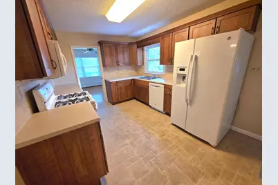 1141 Sugar Hill Drive, Rushville, IN 46173 - Photo 5