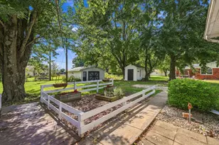 807 Fern Dr, Versailles, IN 47042 - Photo 33