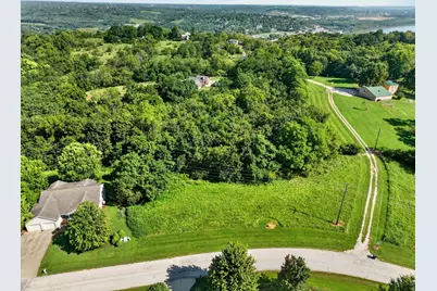 17 Tall Oak Drive, Aurora, IN 47001 - Photo 3