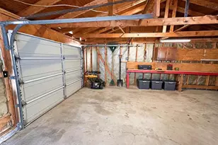 228 W 12th St, Connersville, IN 47331 - Photo 25
