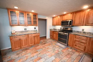 905 E Beech St, Osgood, IN 47037 - Photo 21