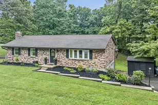 23312 Maplewood Ct, Lawrenceburg, IN 47025 - Photo 3