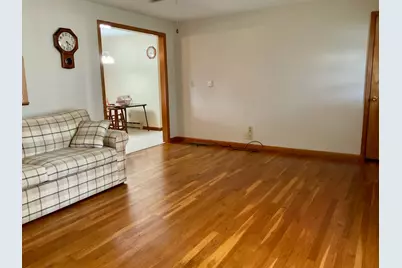 811 S Main Street, Versailles, IN 47042 - Photo 5