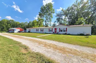 9099 Pipe Creek Rd, Metamora, IN 47030 - Photo 5