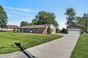 9847 Central Ave, Dillsboro, IN 47018 - Photo 3