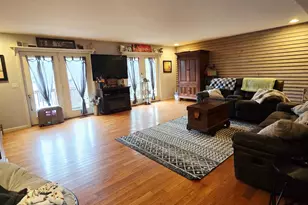 7158 E County Rd 200 N, Milan, IN 47031 - Photo 21