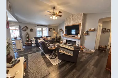 3640 W Starlight Drive, Connersville, IN 47331 - Photo 3