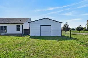718 Golf View Dr, Milan, IN 47031 - Photo 25