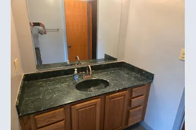 1523 W Memorial Drive, Connersville, IN 47331 - Photo 17