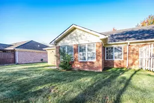 1622 Senior Ct, Shelbyville, IN 46176 - Photo 31
