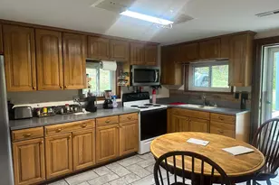 11372 W Chapin Rd, Aurora, IN 47001 - Photo 5