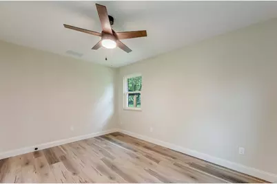 24467 Green Meadows Drive, Lawrenceburg, IN 47025 - Photo 17