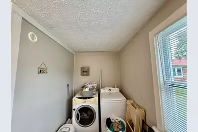 635 S High Street, Versailles, IN 47042 - Photo 21