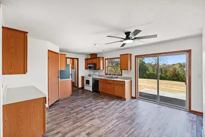 9129 Short Ridge Road, Aurora, IN 47001 - Photo 7