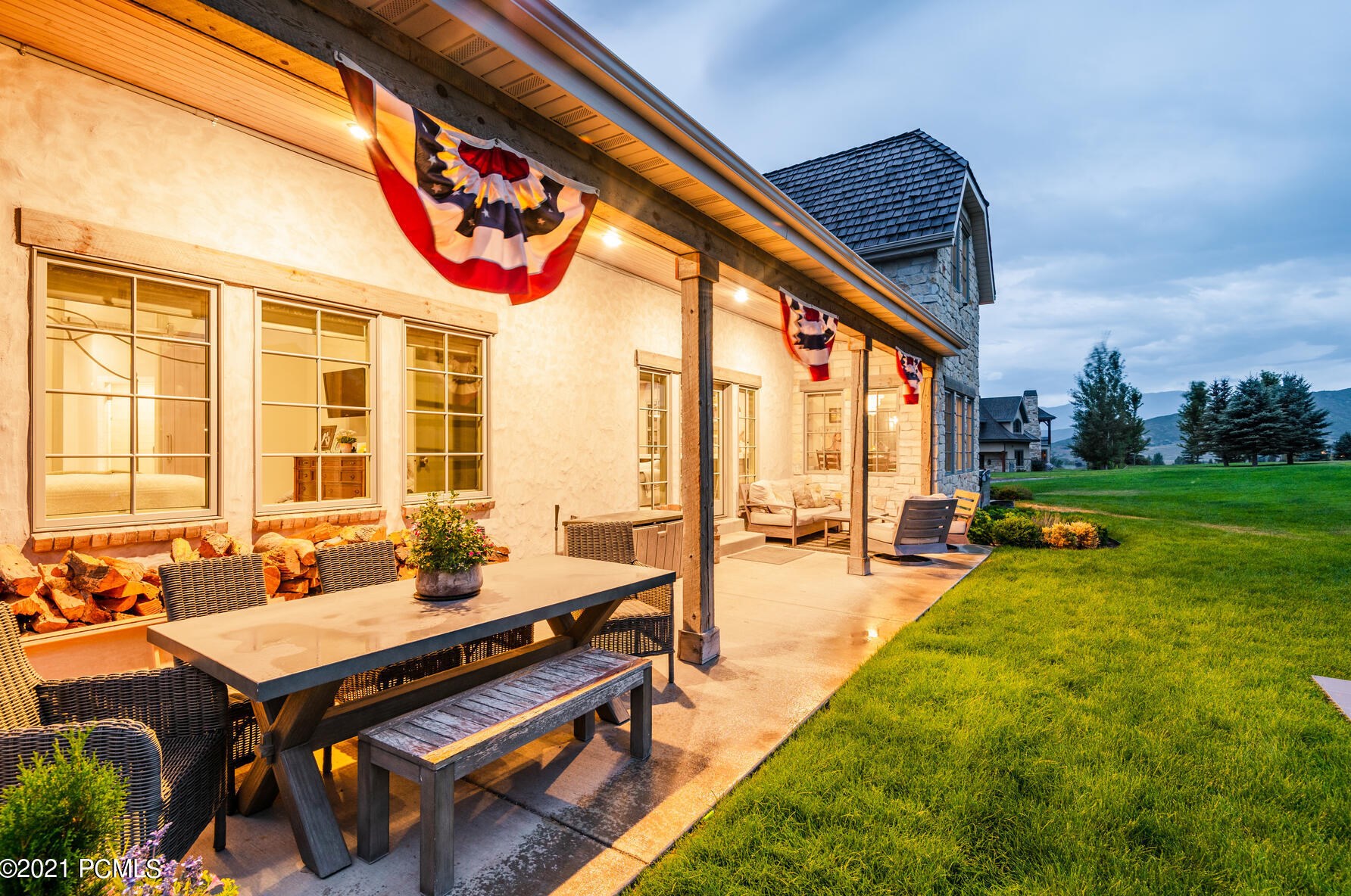 1010 Cascade Falls Cir, Midway UT 84049-6201 exterior