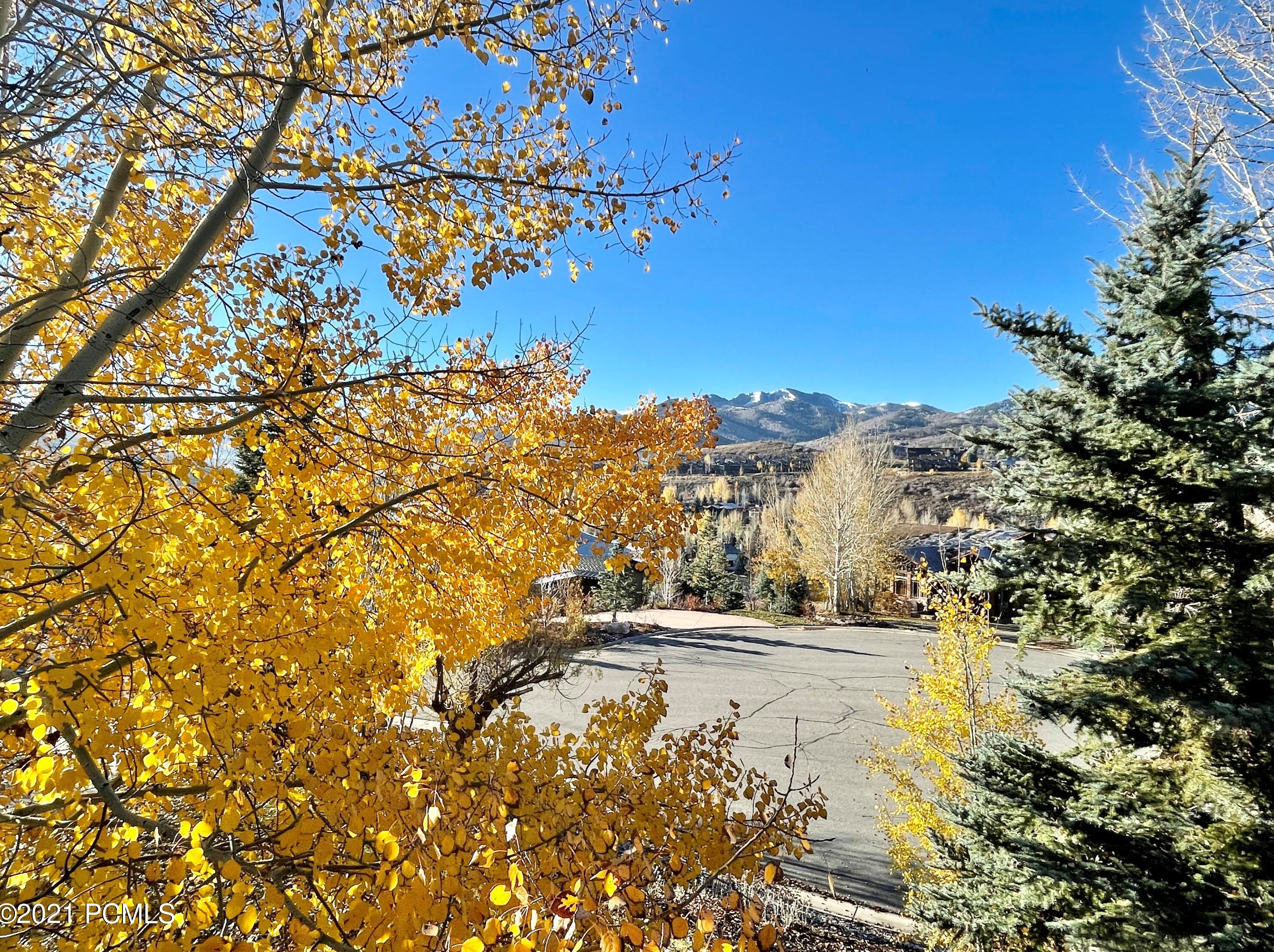 3008 Wedge Cir, Park City UT 84098-5894 exterior