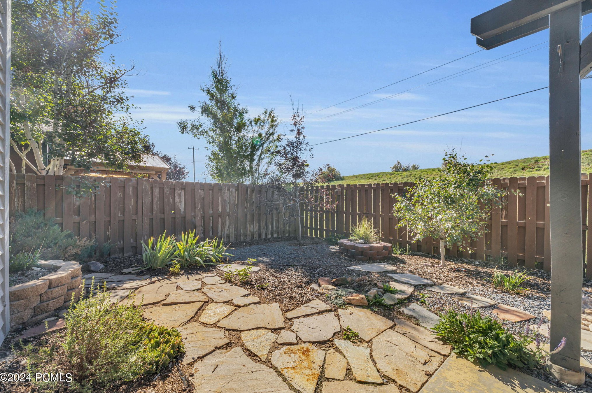 1025 Old Stone House Way, Park City UT 84098-5413 exterior