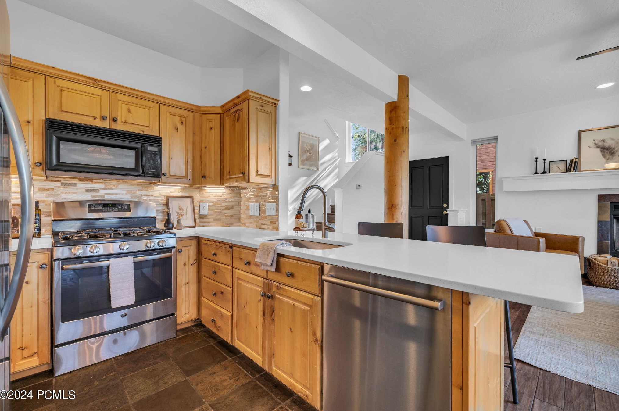 1025 Old Stone House Way, Park City UT 84098-5413 exterior