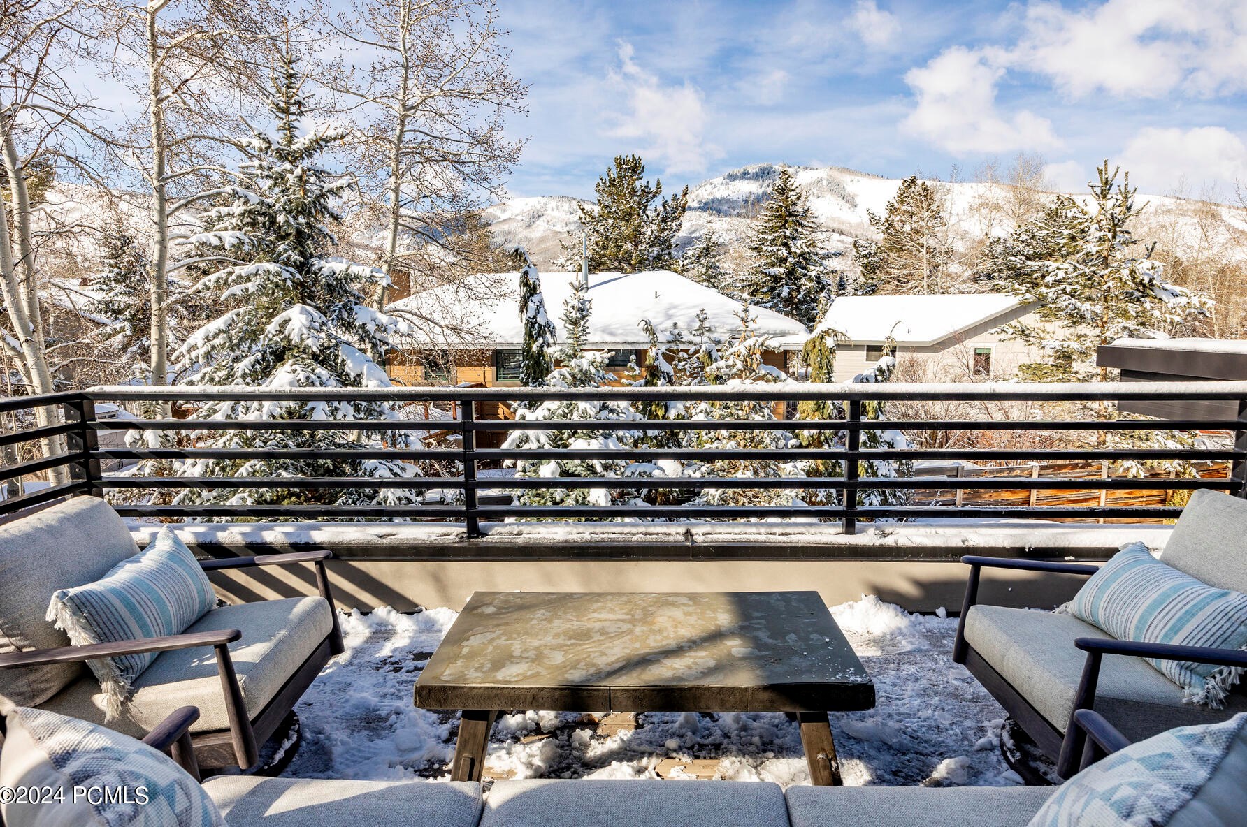 2547 Holiday Rnch Loop Rd, Park City UT 84060-6836 exterior