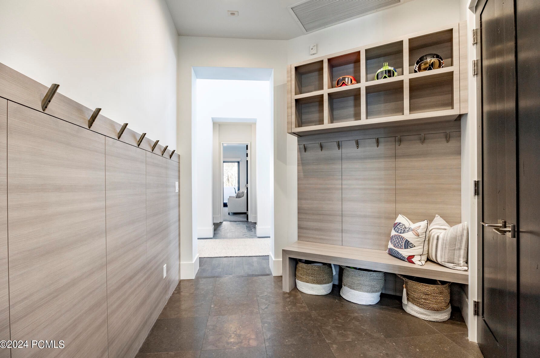 2547 Holiday Rnch Loop Rd, Park City UT 84060-6836 exterior