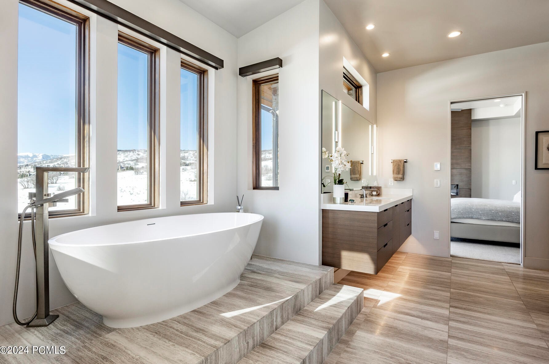 1163 Red Fox Rd, Park City UT 84098-4831 exterior