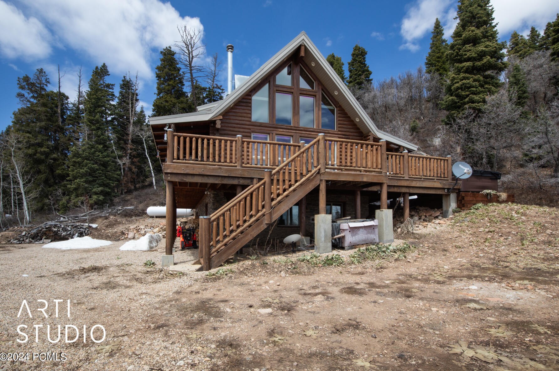 1414 Elk Rd, Hoytsville UT 84017-9345 exterior