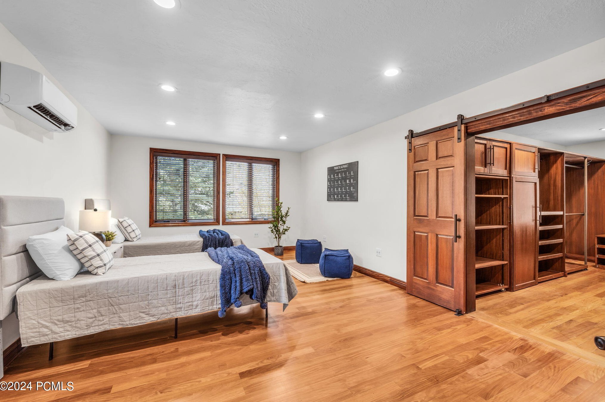 7730 Pinebrook Rd, Park City UT 84098-5384 exterior