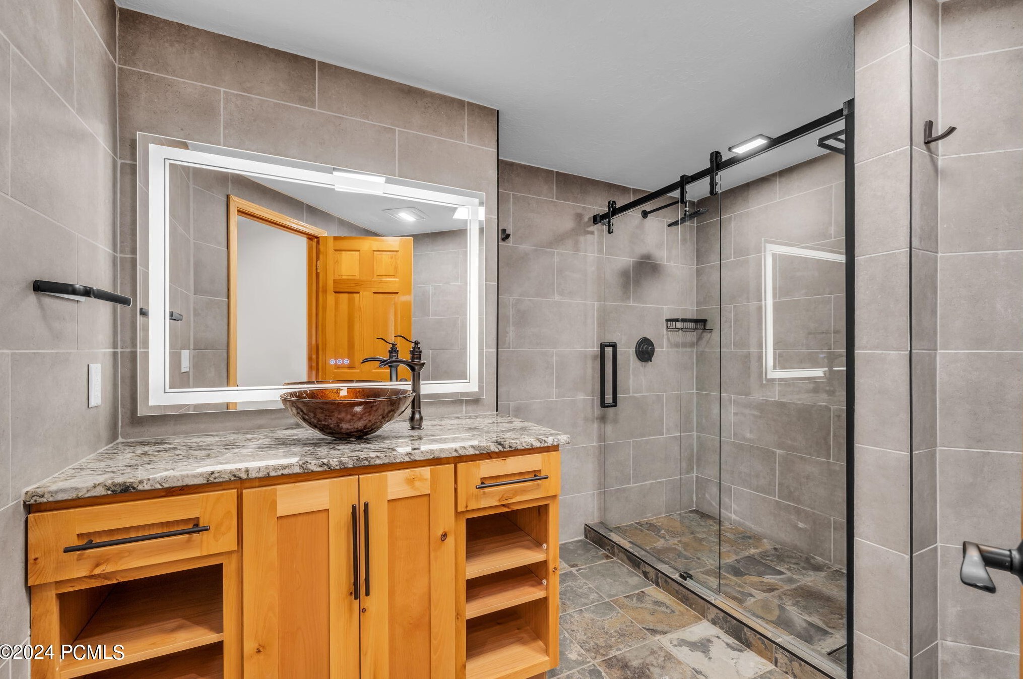 7730 Pinebrook Rd, Park City UT 84098-5384 exterior