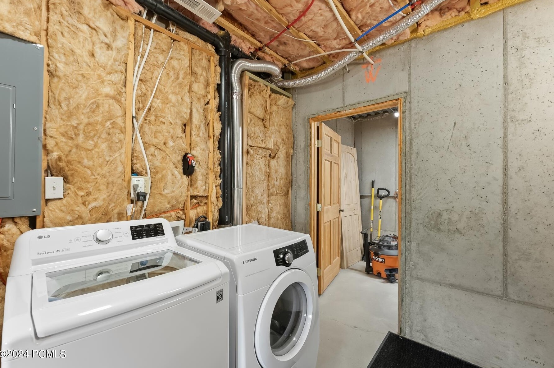 1321 Elk Rd, Hoytsville UT 84017-9345 exterior