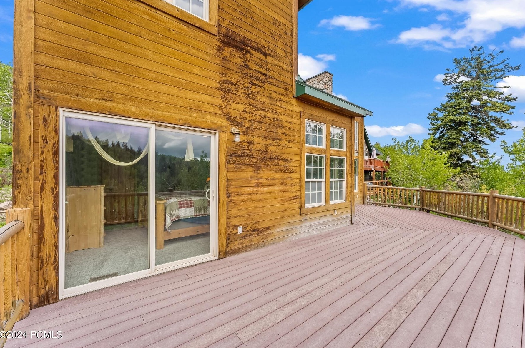 1321 Elk Rd, Hoytsville UT 84017-9345 exterior