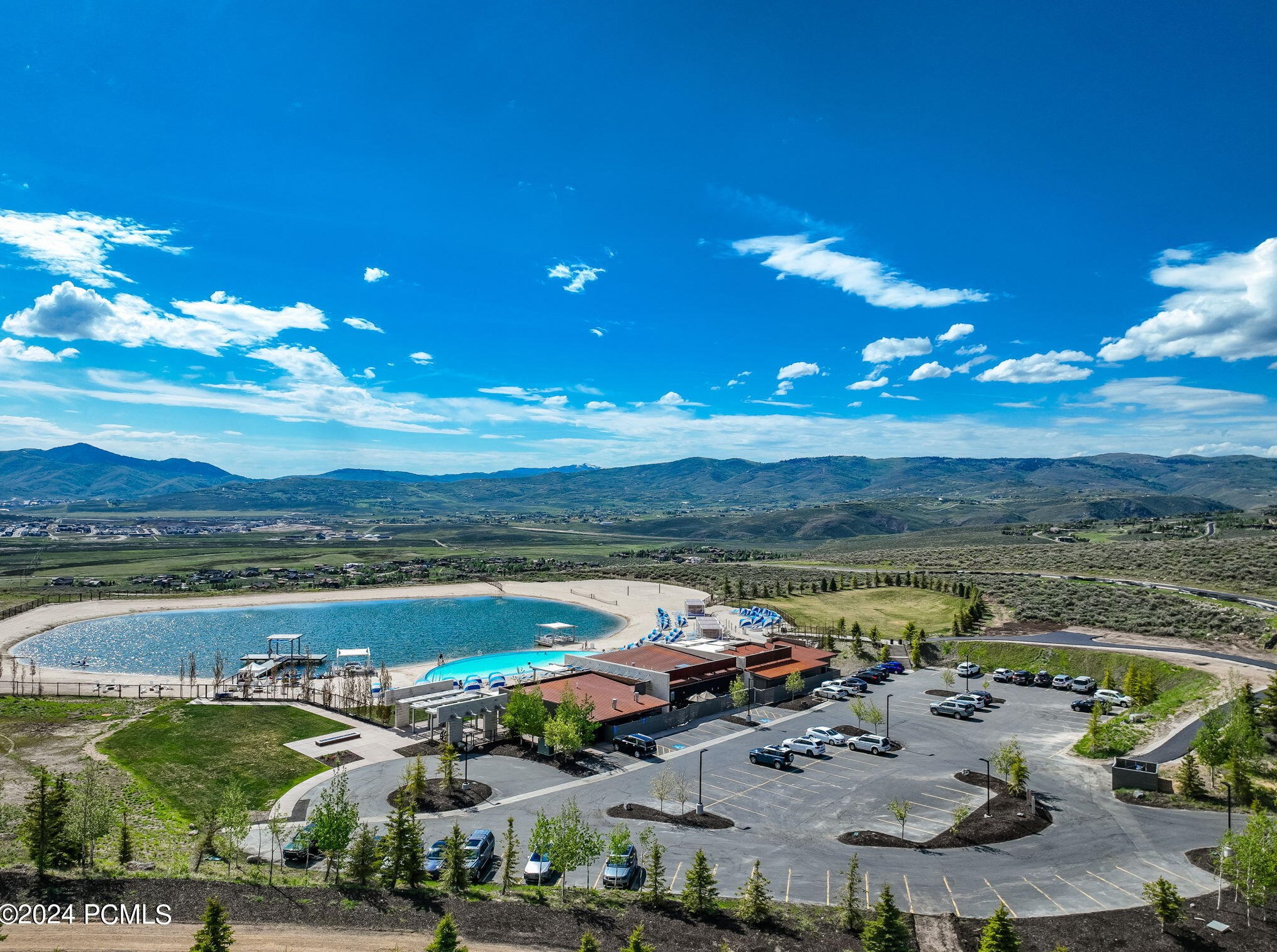 2496 Westview Trl, Park City UT 84098-6287 exterior