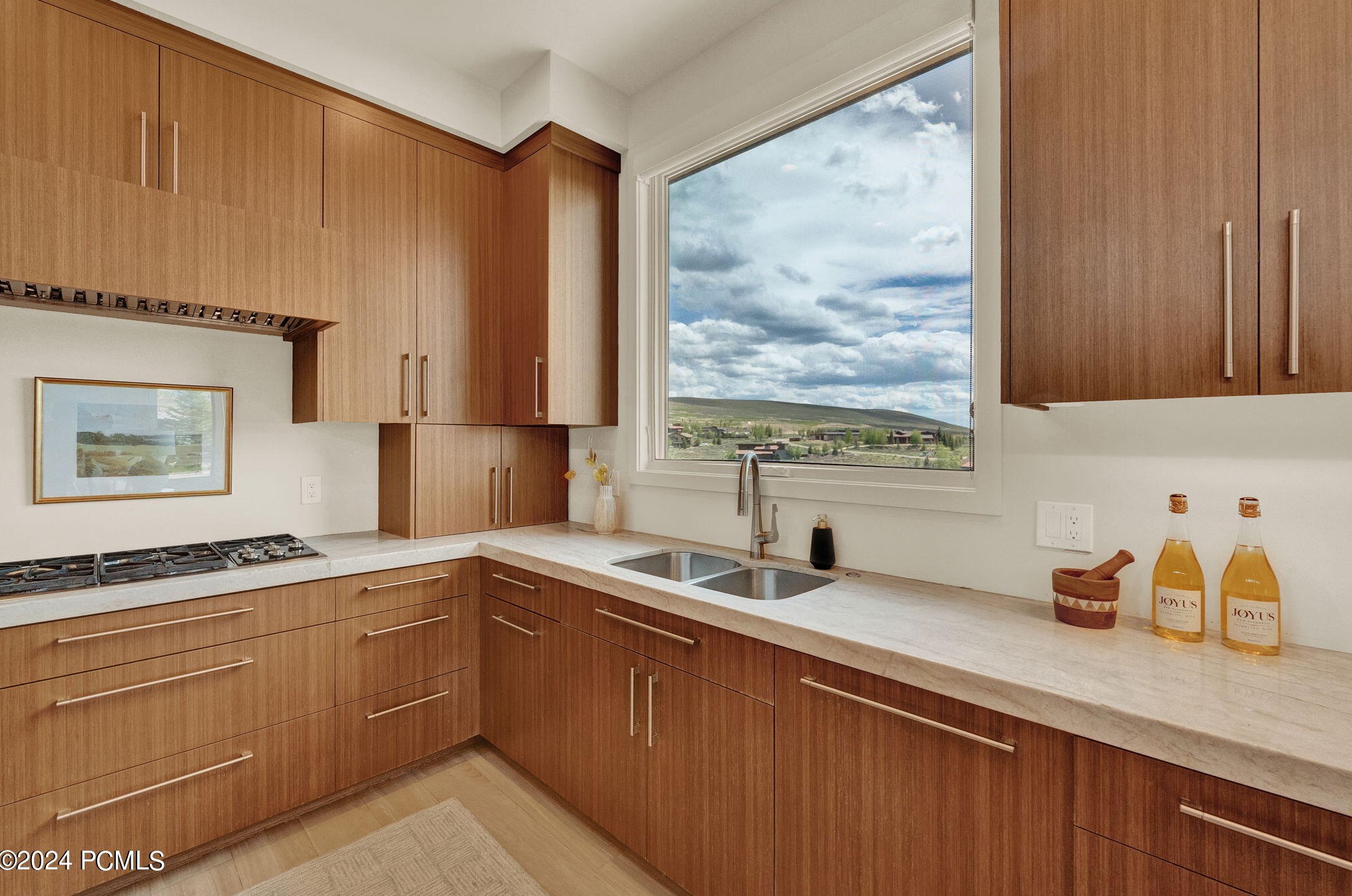 2496 Westview Trl, Park City UT 84098-6287 exterior