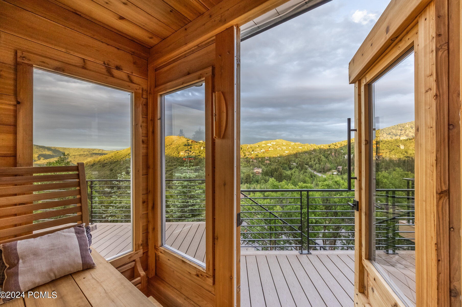 7369 Stagecoach Dr, Park City UT 84098-5332 exterior