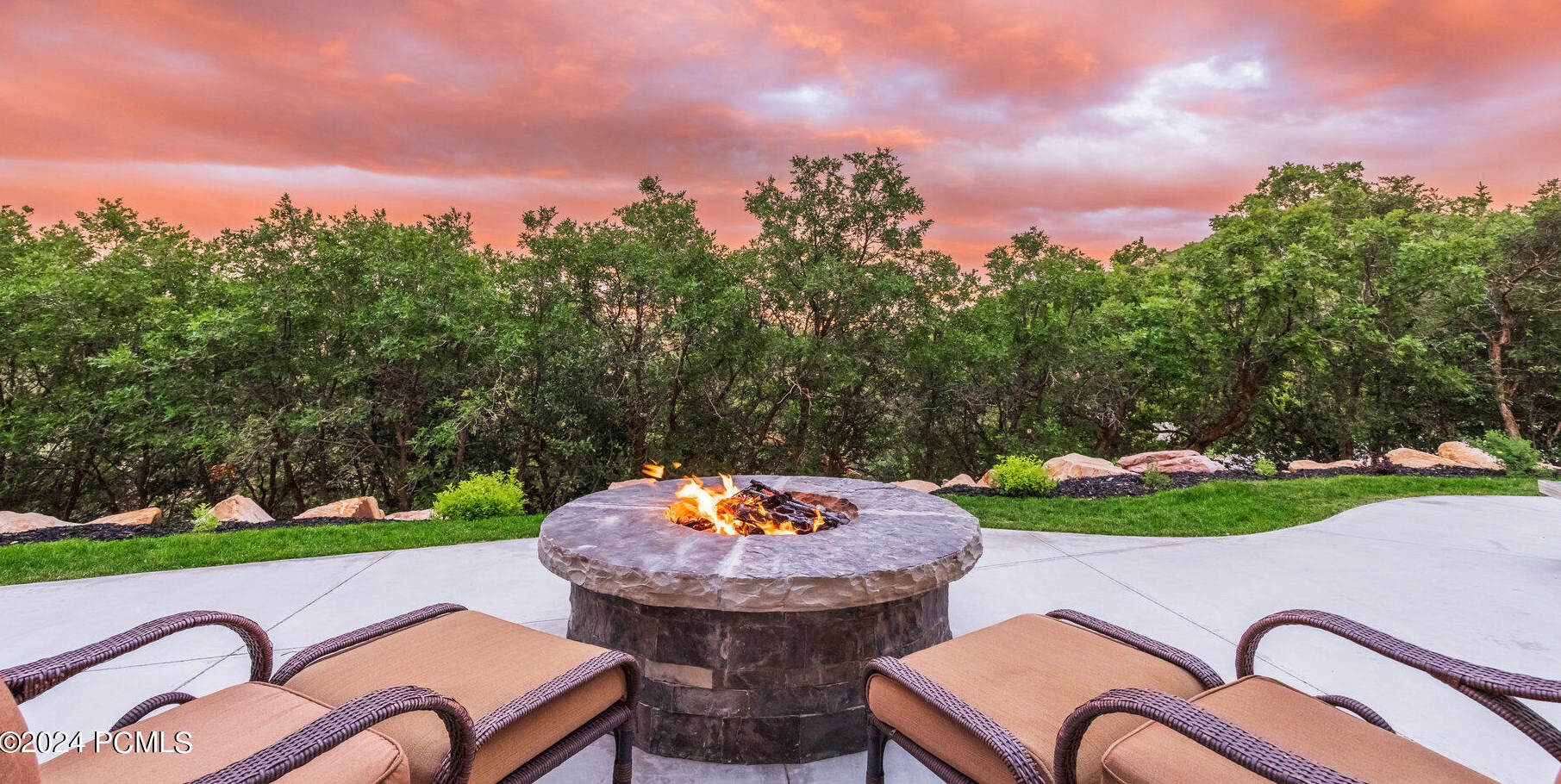 7369 Stagecoach Dr, Park City UT 84098-5332 exterior