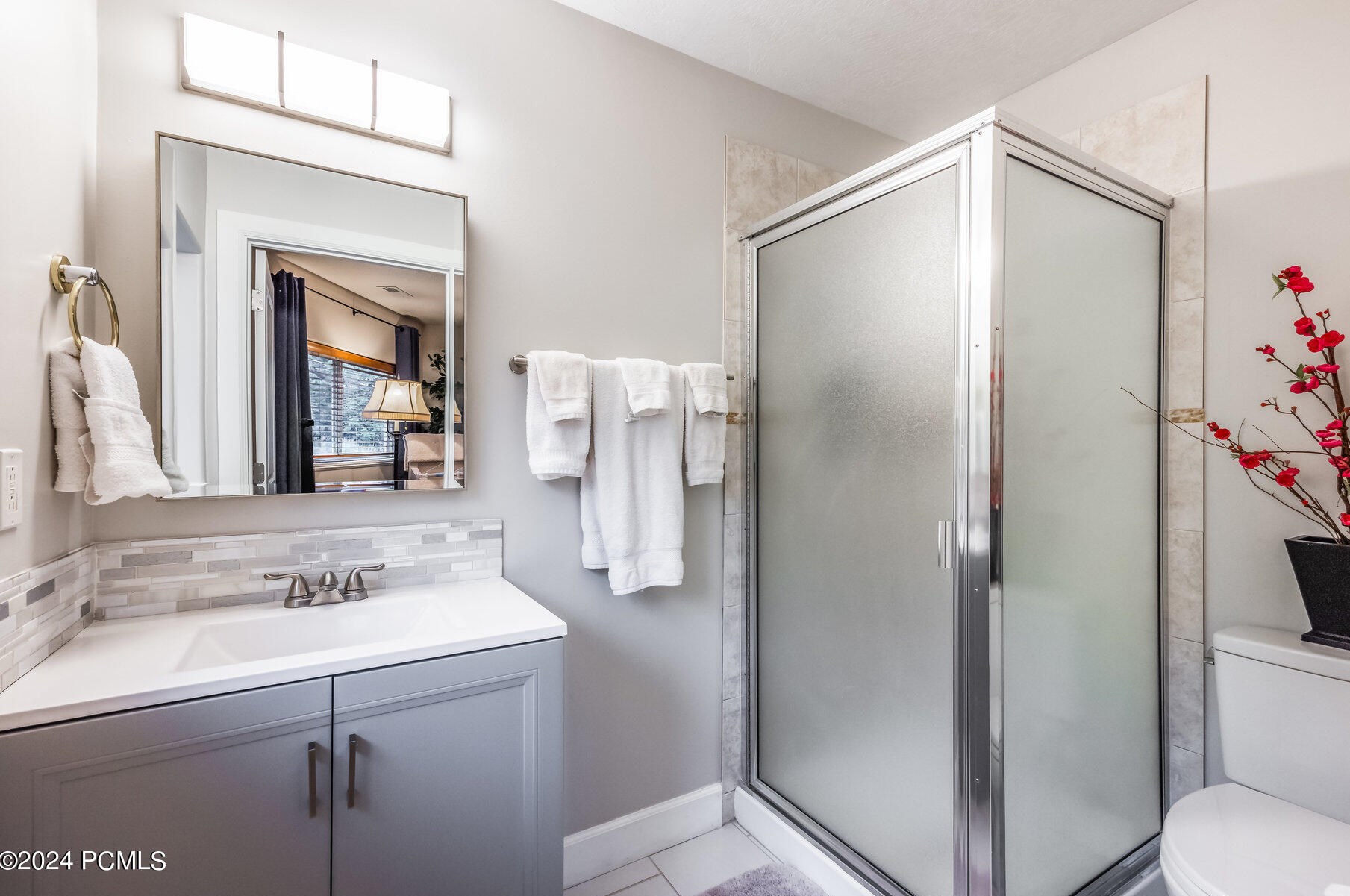 7369 Stagecoach Dr, Park City UT 84098-5332 exterior