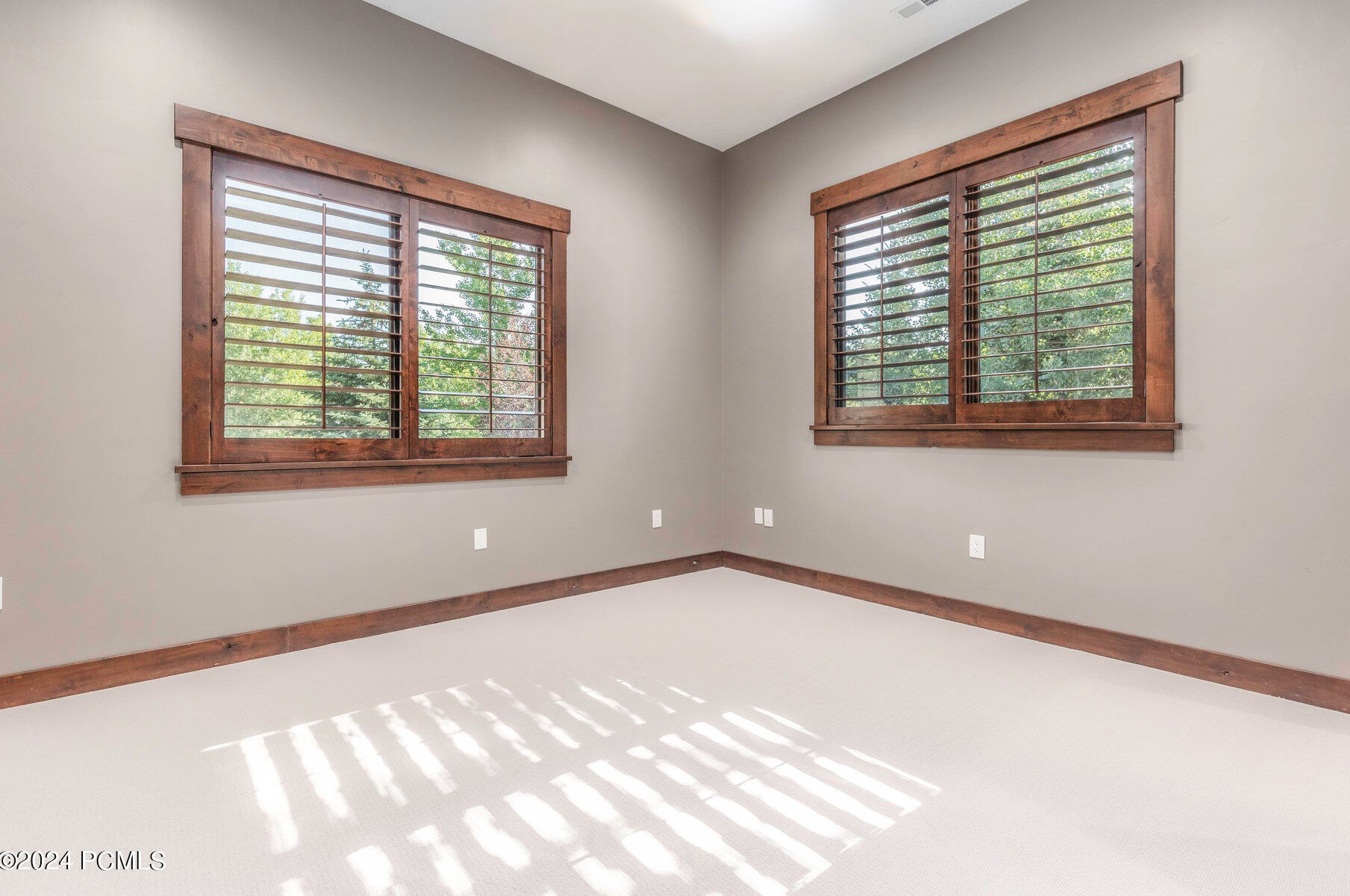 4957 Last Stand Dr, Park City UT  84098-6632 exterior