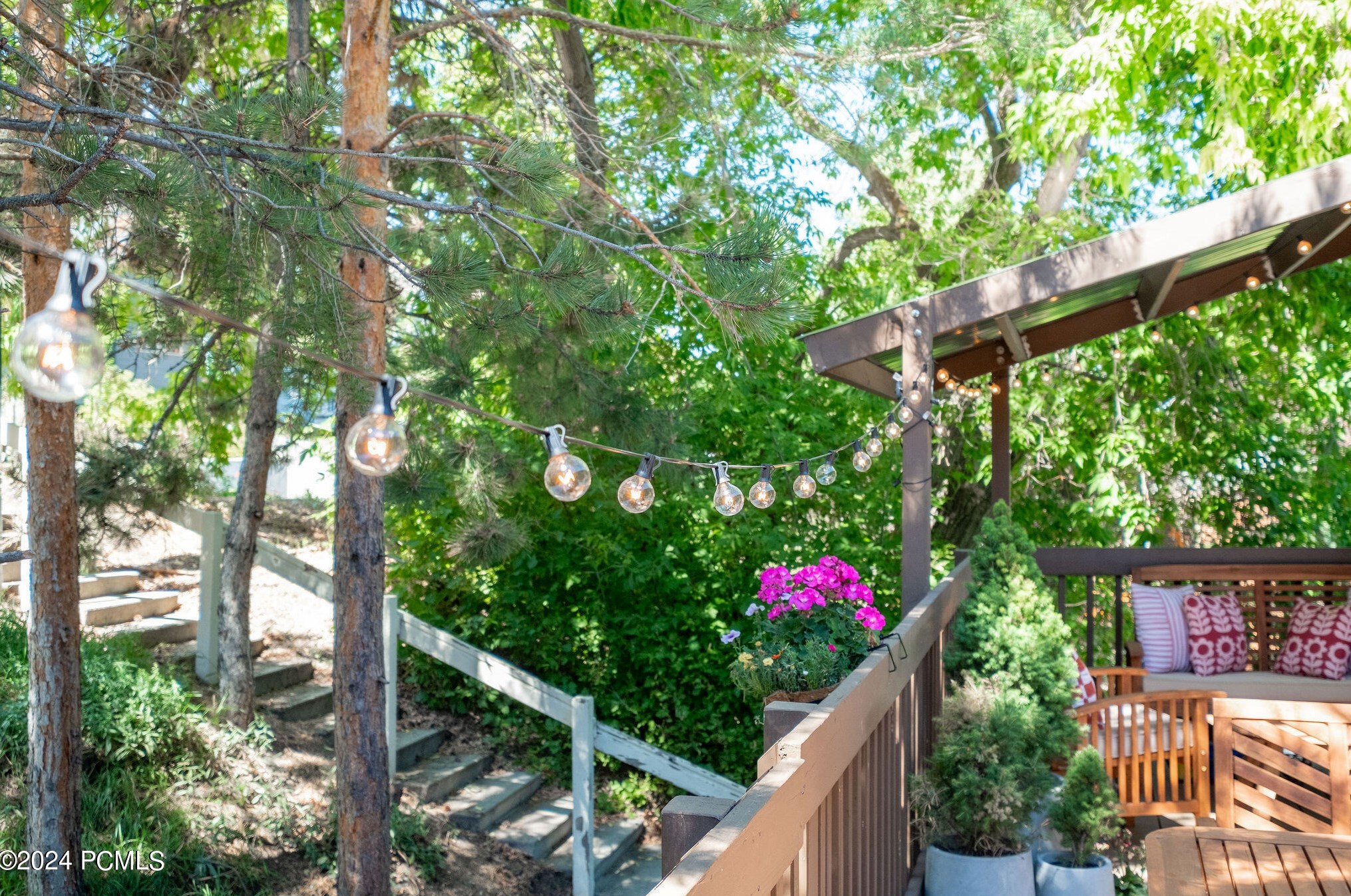 1119 Woodside Ave, Park City UT exterior