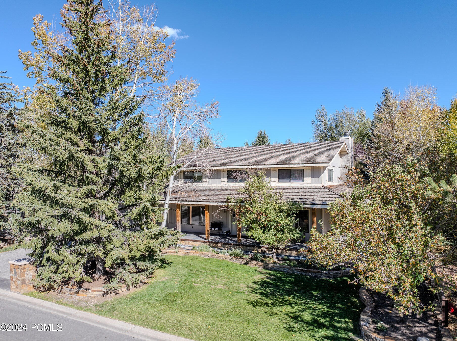 2376 Lucky John Dr, Park City UT 84060-6918 exterior