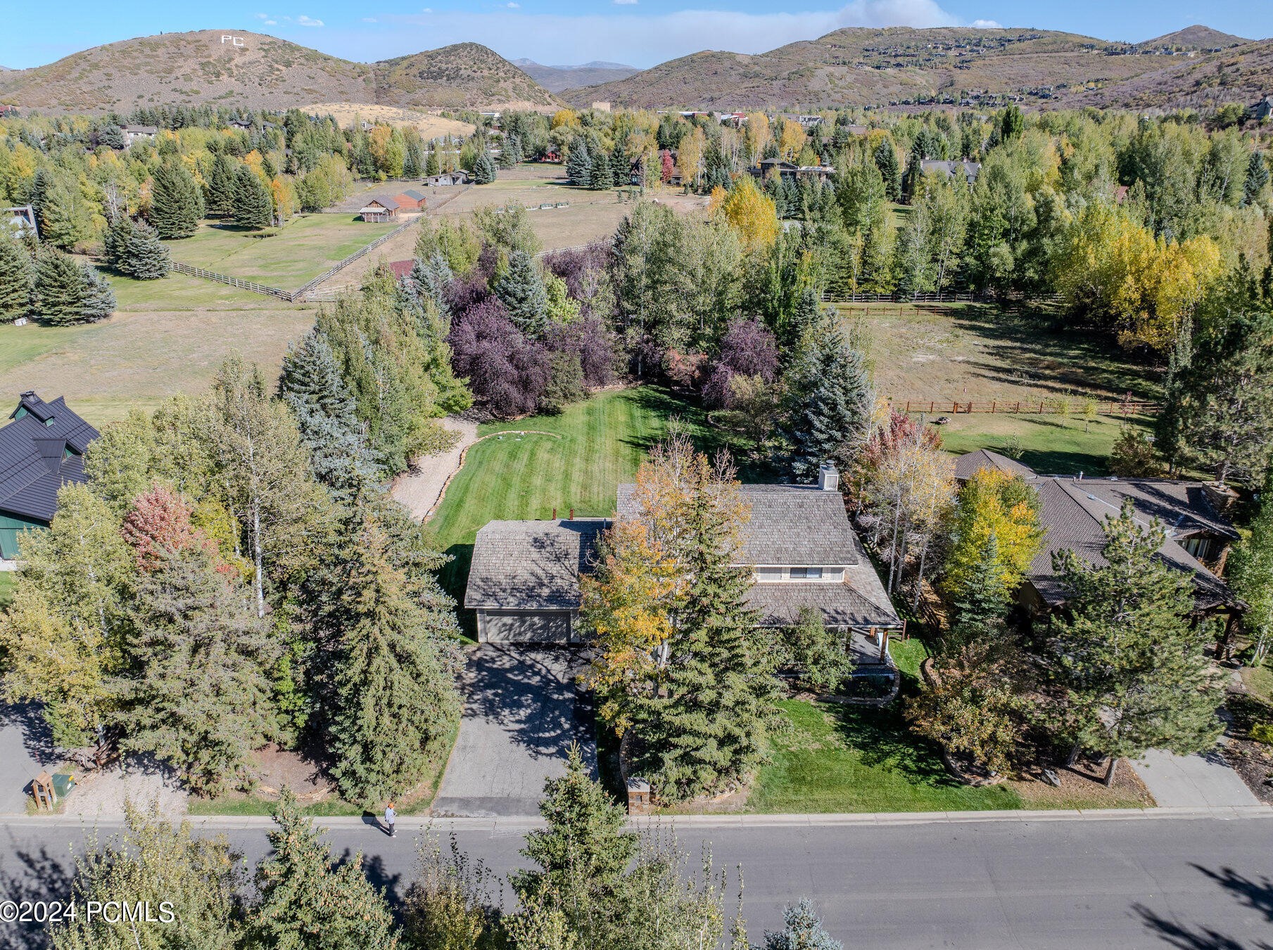 2376 Lucky John Dr, Park City UT 84060-6918 exterior