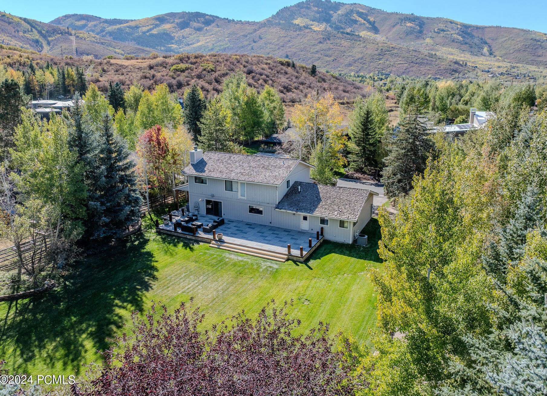 2376 Lucky John Dr, Park City UT 84060-6918 exterior