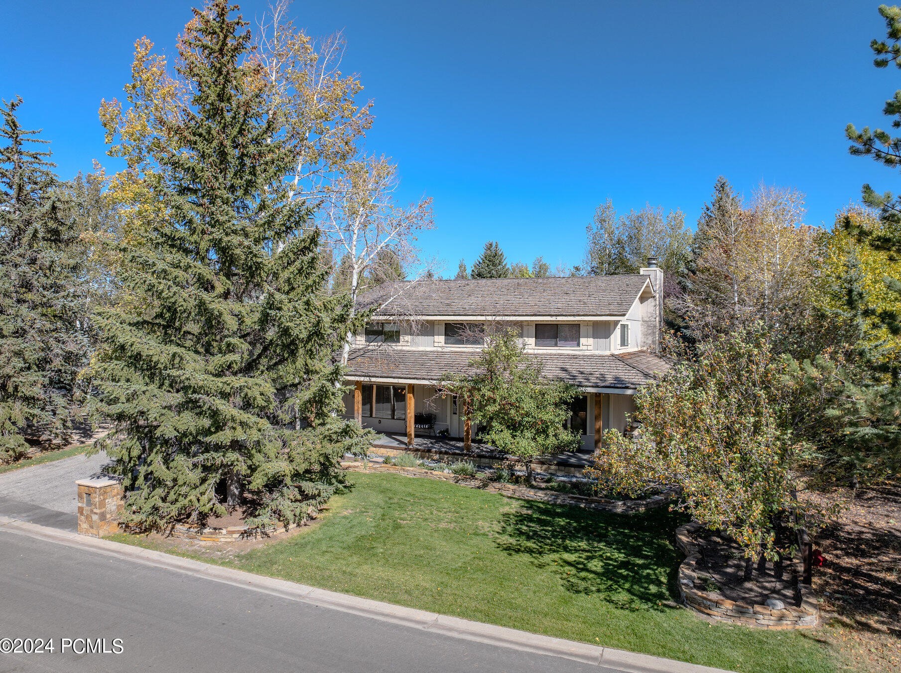 2376 Lucky John Dr, Park City UT 84060-6918 exterior