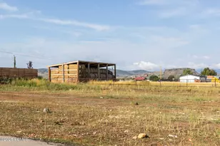 850 Lazy Wy, Francis, UT 84036 - Photo 3