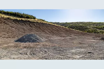 1307 E Wildflower Circle, Heber City, UT 84032 - Photo 5