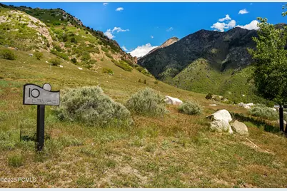 7051 S City View Drive, Salt Lake City, UT 84121 - Photo 17