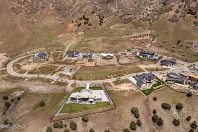 7047 S City View Drive, Salt Lake City, UT 84121 - Photo 9