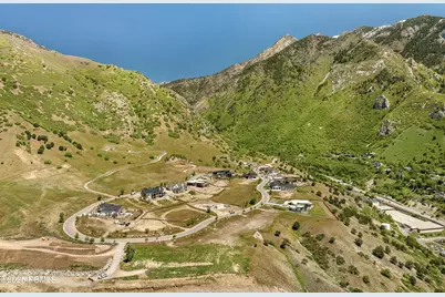 7047 S City View Drive, Salt Lake City, UT 84121 - Photo 7