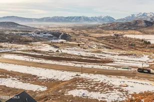 6055 N Fairview Dr, Heber City, UT 84032 - Photo 29