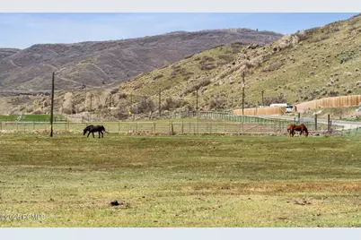 29706 Old Lincoln Highway, Wanship, UT 84017 - Photo 39