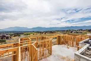 2177 E Notch Mountain Cir, Heber City, UT 84032 - Photo 7